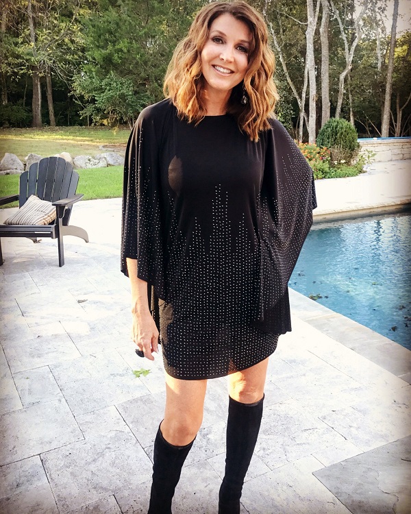 Dixie Carter-Salinas