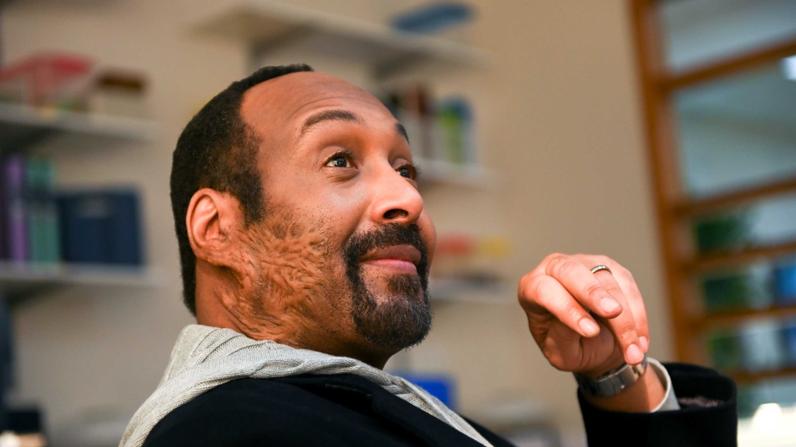 Jesse L. Martin
