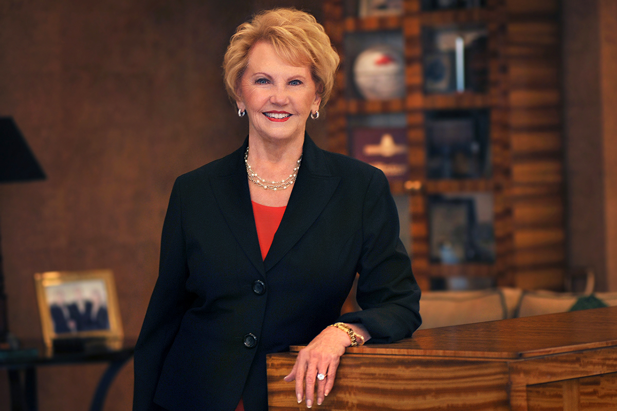 Johnelle Hunt