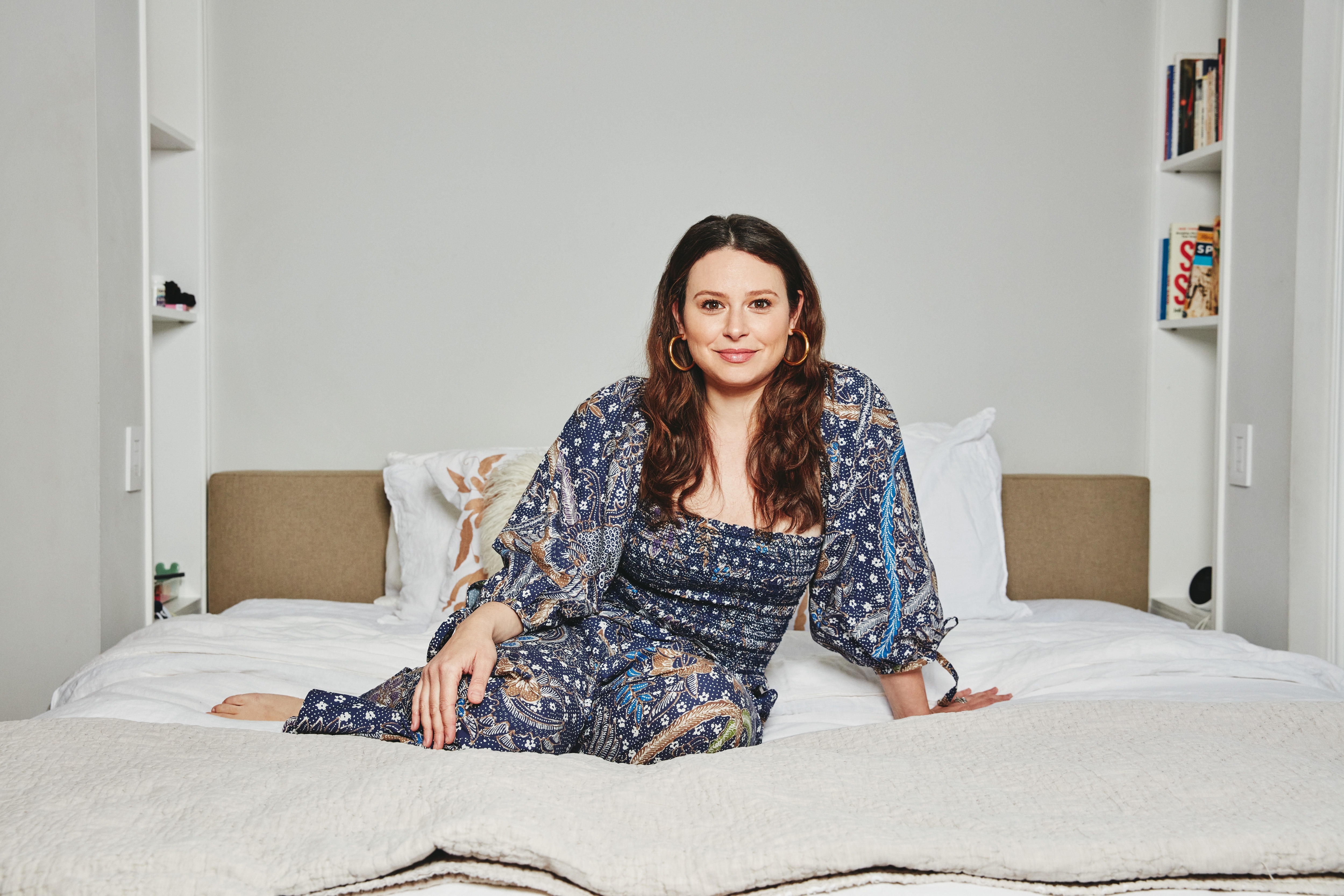 Katie Lowes