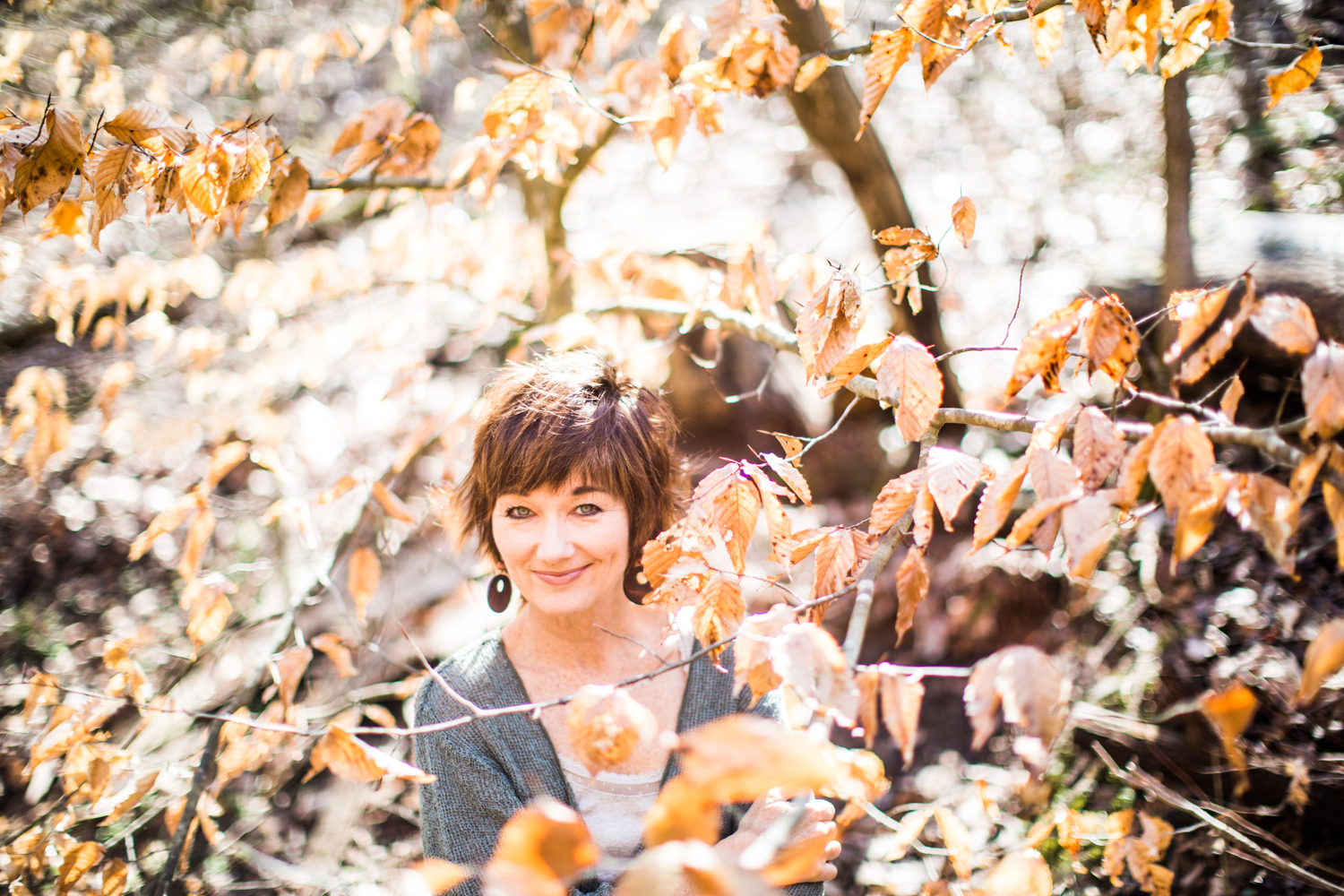 Lari White