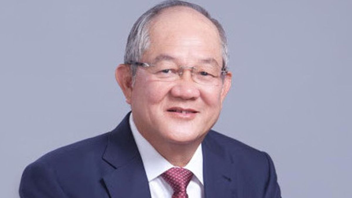 Low Tuck Kwong