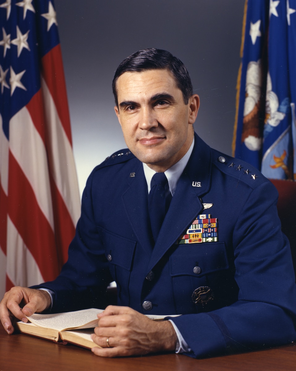 Richard Lawson