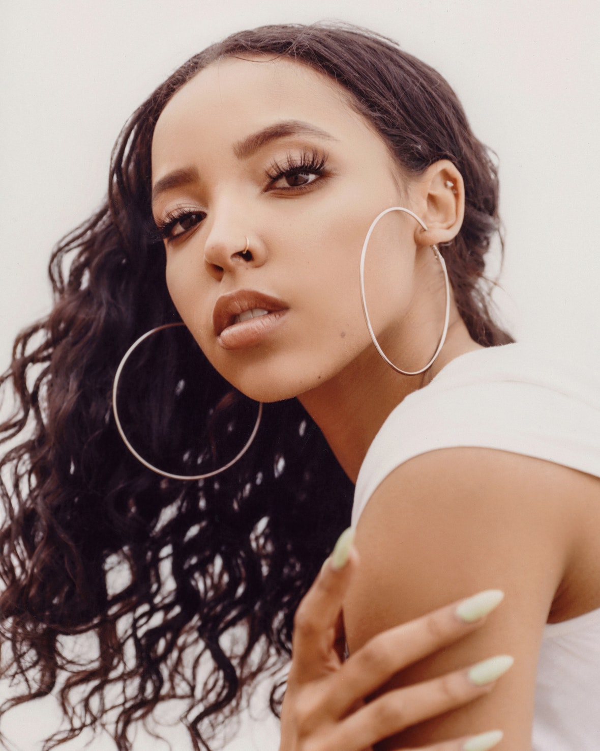  Tinashe
